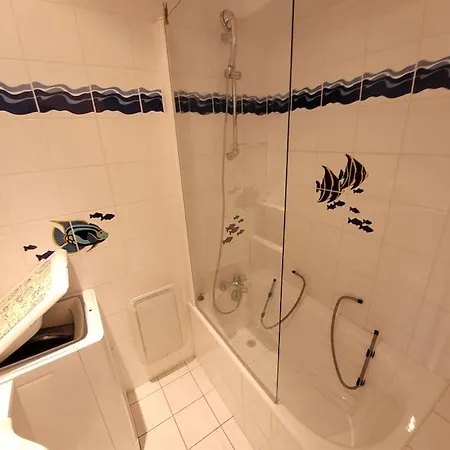 L'echappee Marine - Les De La Cote D'amour *